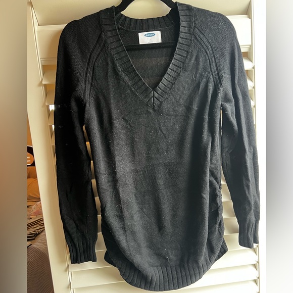 Old Navy Maternity Sweater - Picture 2 of 7